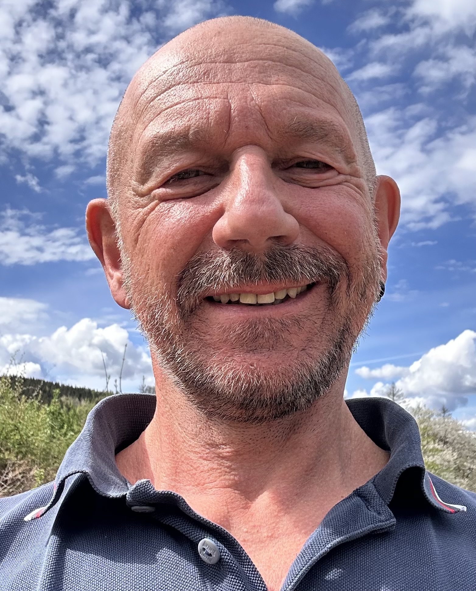 user-6aDSgo5EiLXK1zbk9IKX8