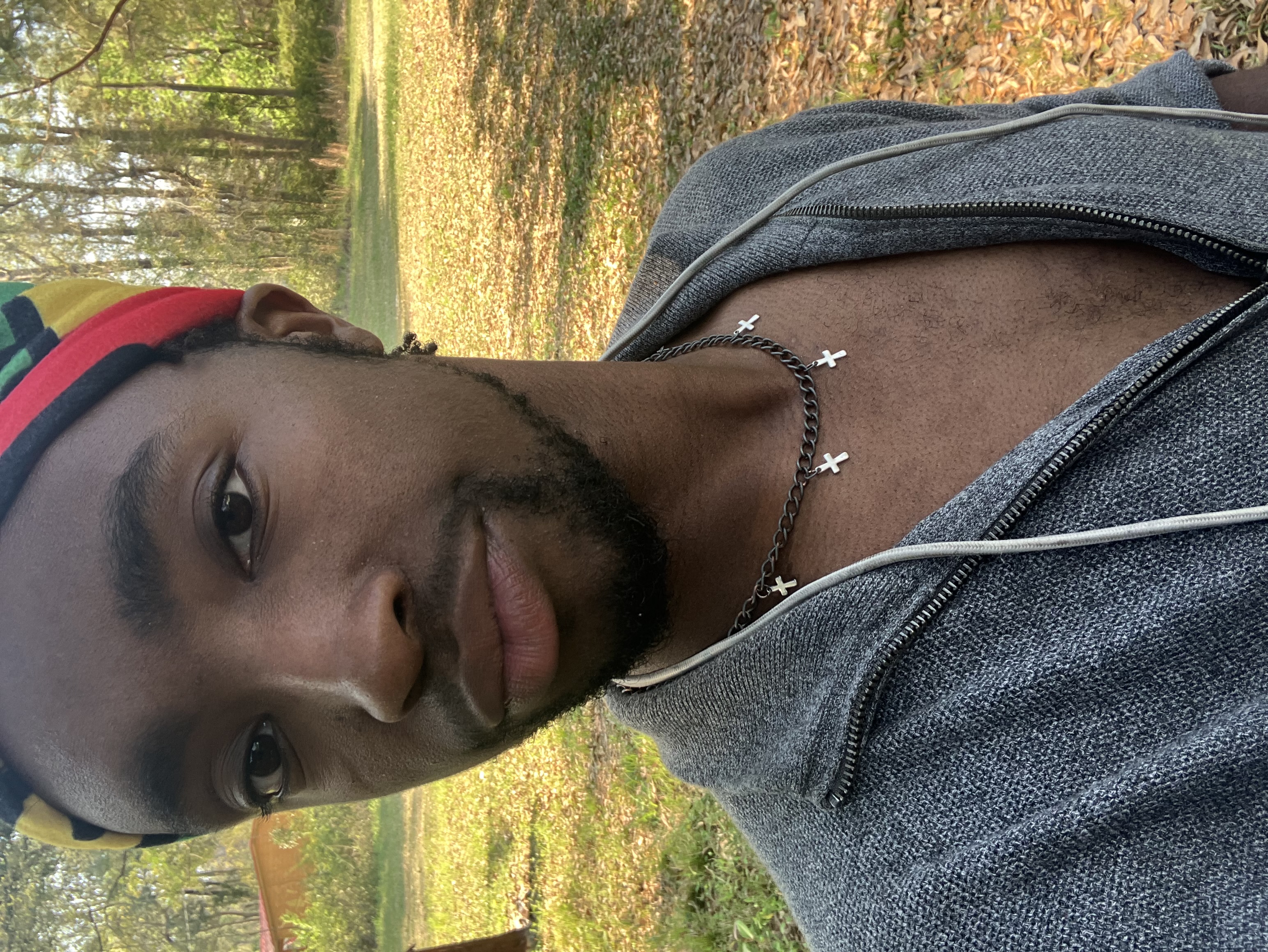 user-704fy2xvpfgx-yrxhtelx